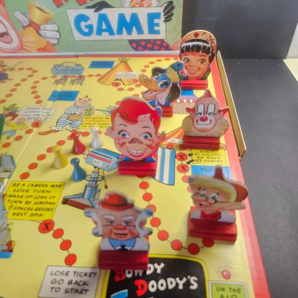 Milton Bradley vintage 1950s